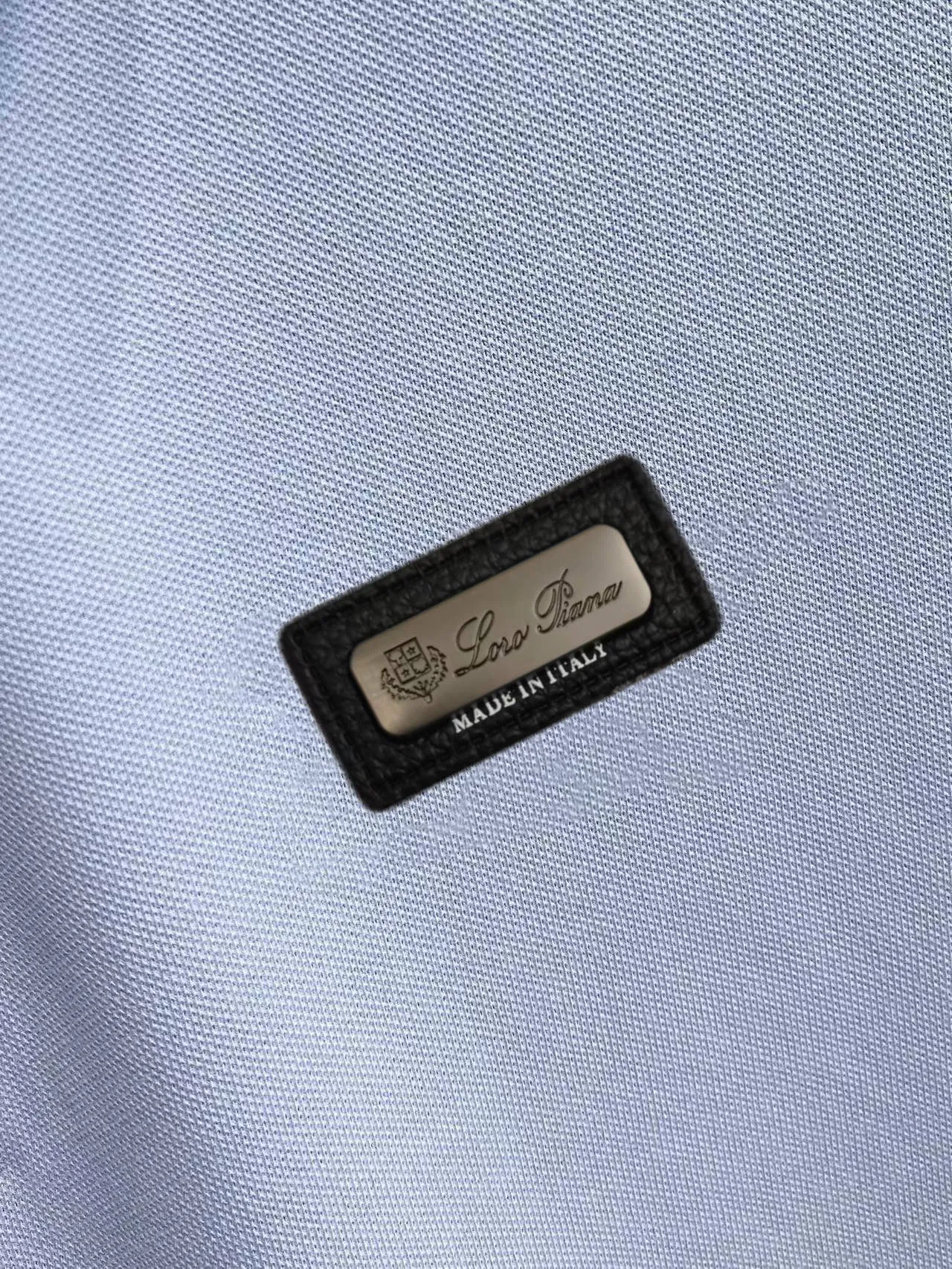 , LP 36ss new spring and summer products are on sale! Men's summer lapel polo short-sleeved T-shirt. This model is made of top-quality piqué mercerized cotton fabric. The Breathable comfortable design elements are very beautiful. The brand logo is exquisitely embroidered. The best POLO of the year. It is made of Premium piqué mercerized material, which ensures not only amazing comfort and breathability, but also a good fit and natural drape. Every detail is quite exquisite and good, and the upper body is simple and not tacky. Fashionable Versatile items! All three sizes available Sizes M-4XL